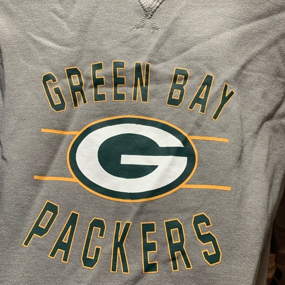 🏈Green Bay Packers🏈 scoop neck fleece sweater - like new - Picture 2 of 8